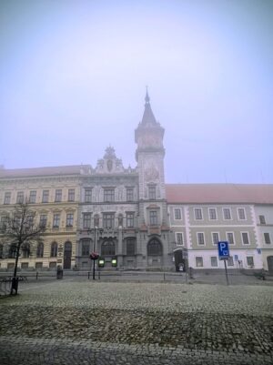 Náměstí v Prachaticích. Mlžný vandr 54