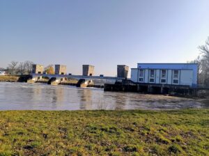 Z Brandýsa nad Labem do Neratovic podél Labe 26