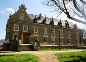 Zruč nad Sázavou: muzeum panenek 8