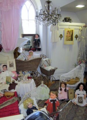 Zruč nad Sázavou: muzeum panenek 47